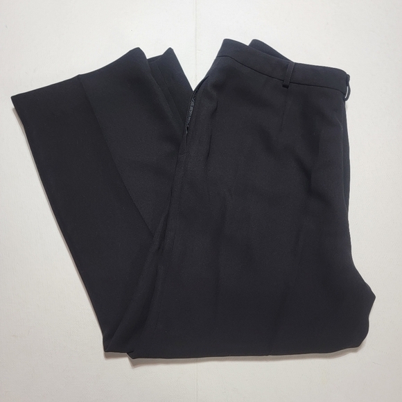 Jones Wear size 10 slacks and jacket. Black - Picture 12 of 15